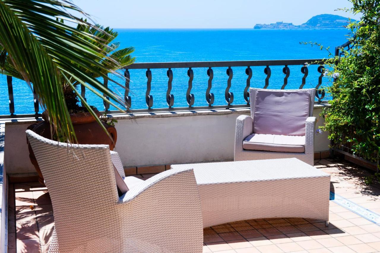 Grande Albergo Miramare Formia Exterior foto